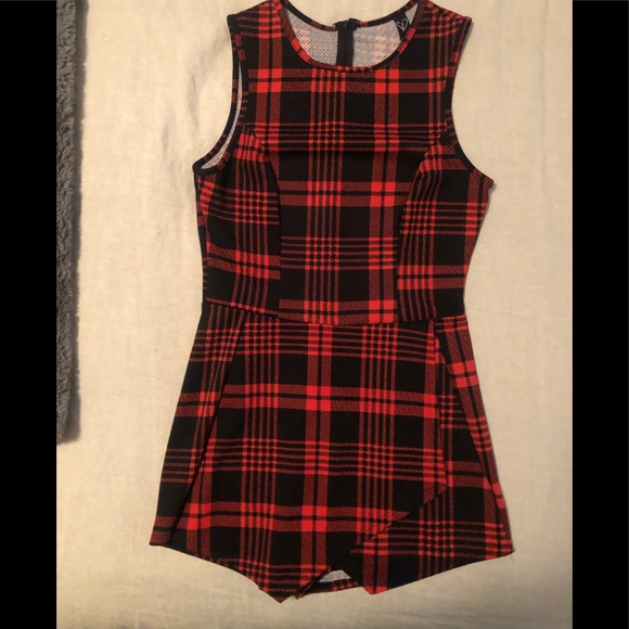 Windsor Black and red mini romper - Picture 5 of 6